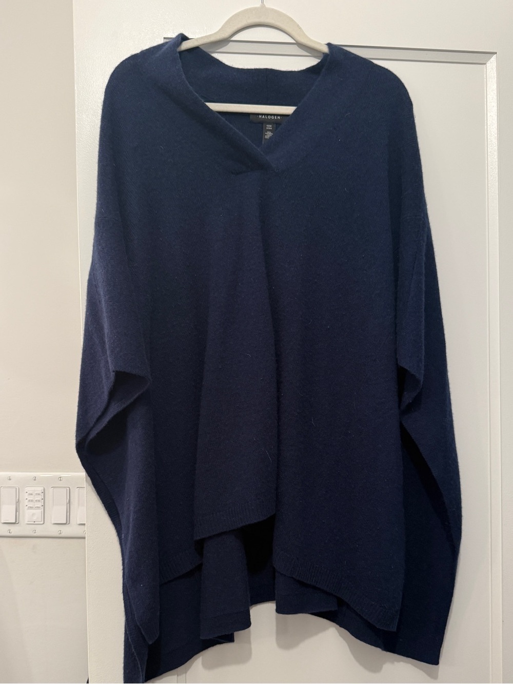 Halogen Dark Navy V-Neck Cashmere-Blend Women's Sweater poncho